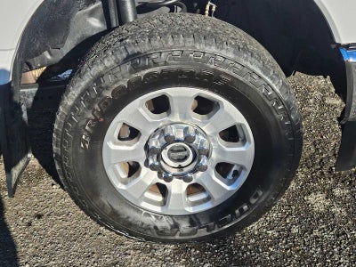 2023 Ford Super Duty F-350 SRW Pickup XLT