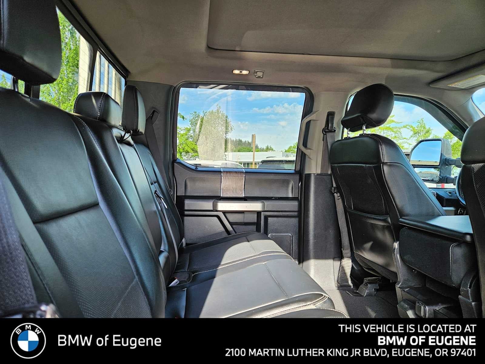 2017 Ford Super Duty F-350 SRW Pickup Lariat