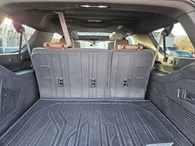 2022 Chevrolet Suburban High Country