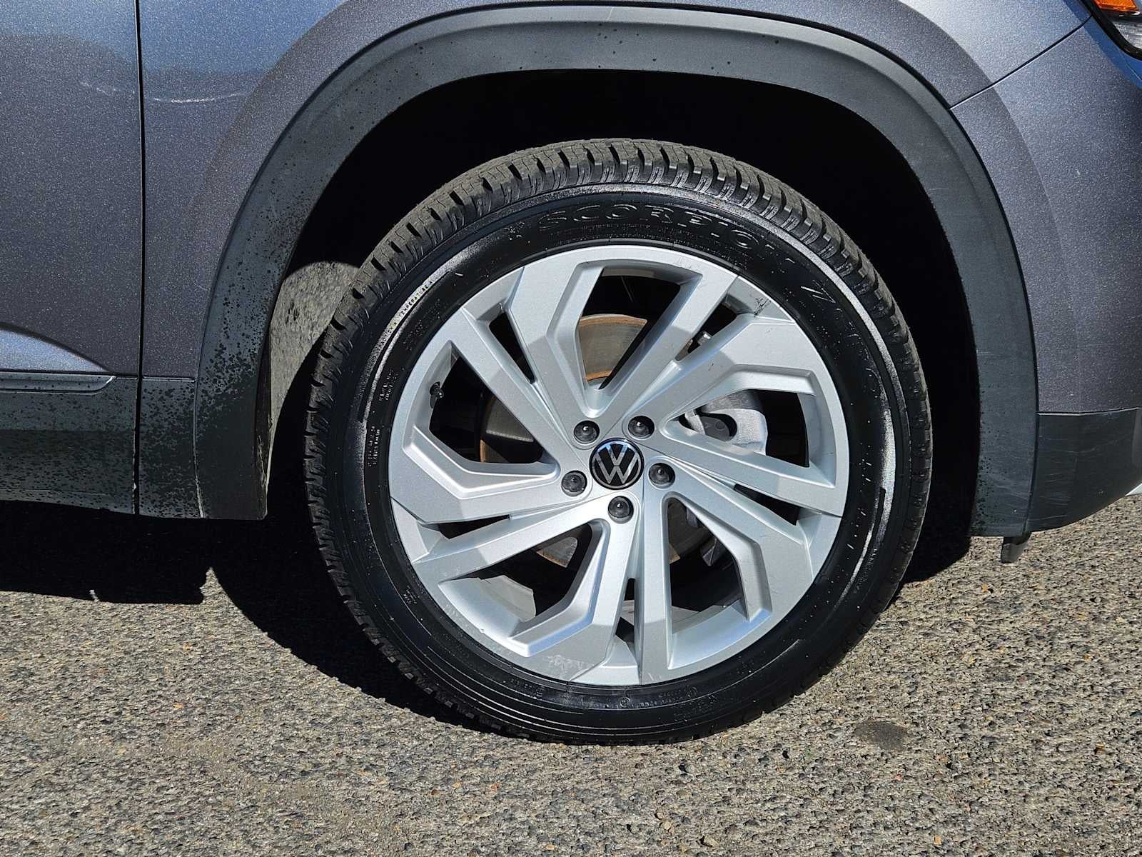 2021 Volkswagen Atlas 3.6L V6 SE w/Technology