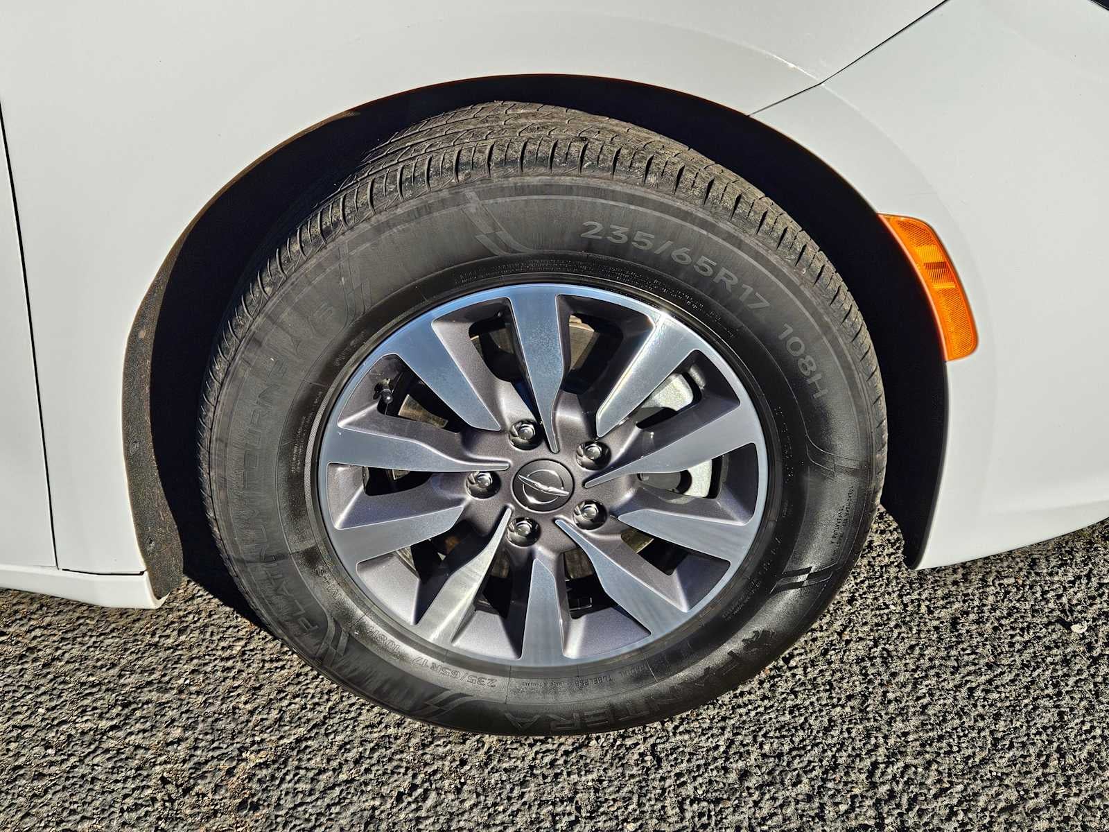 2024 Chrysler Pacifica Hybrid Select