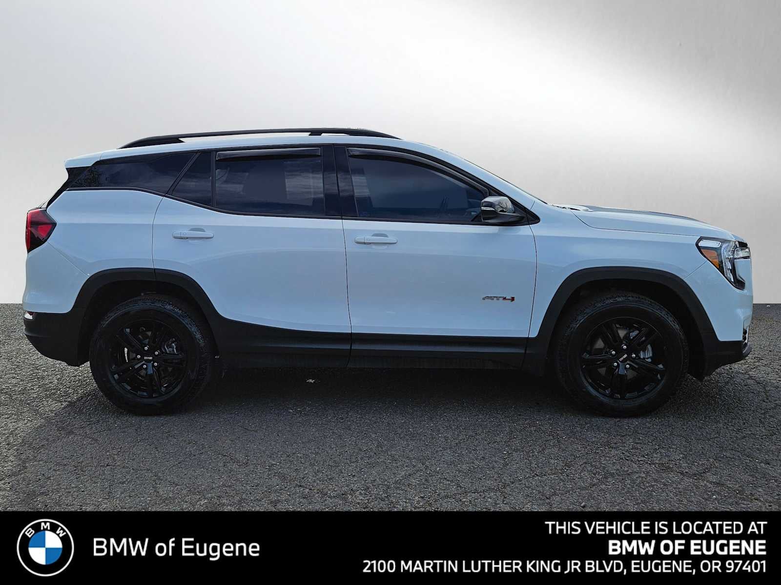 2023 GMC Terrain AT4