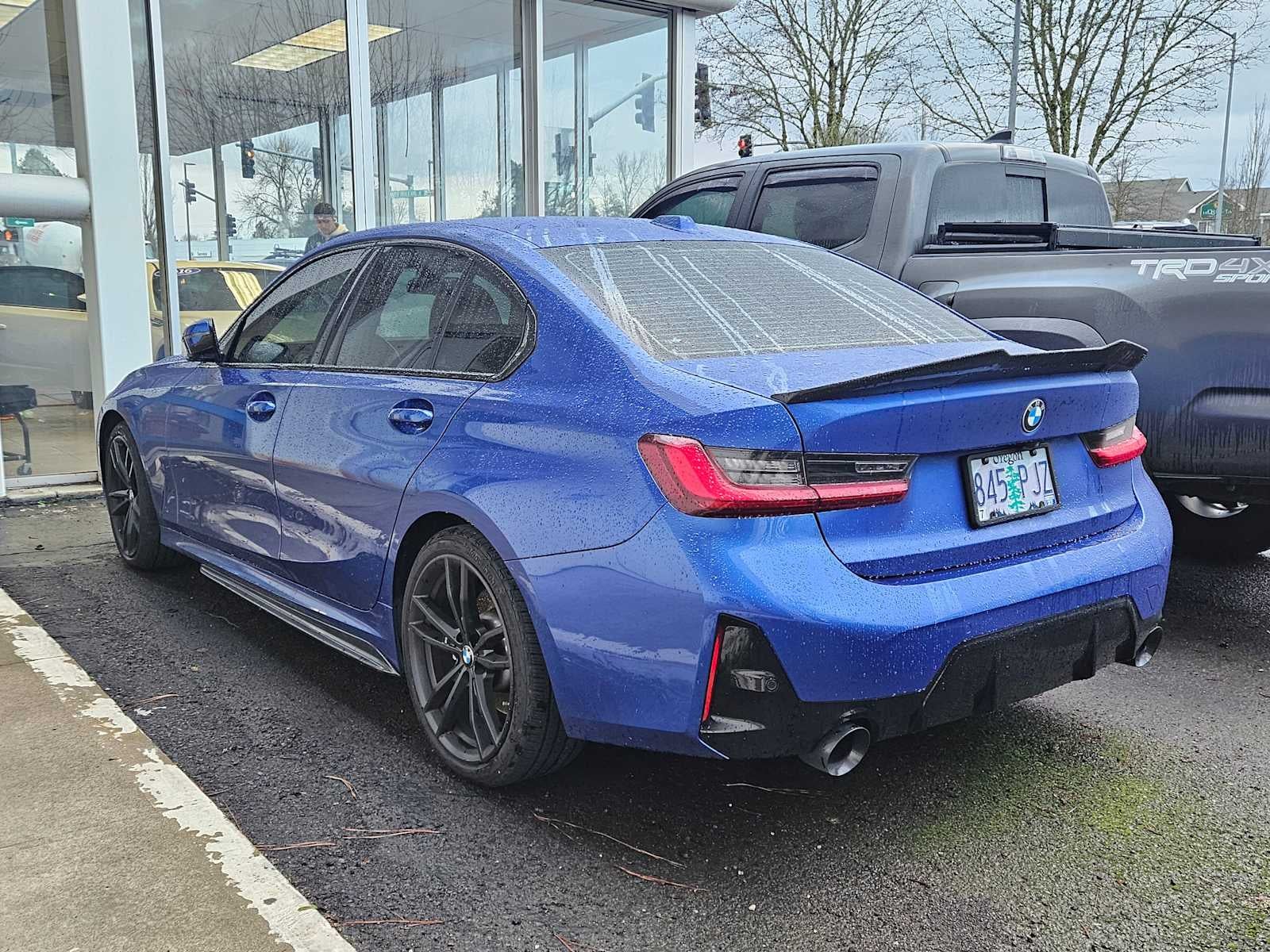 2023 BMW 3 Series 330i xDrive