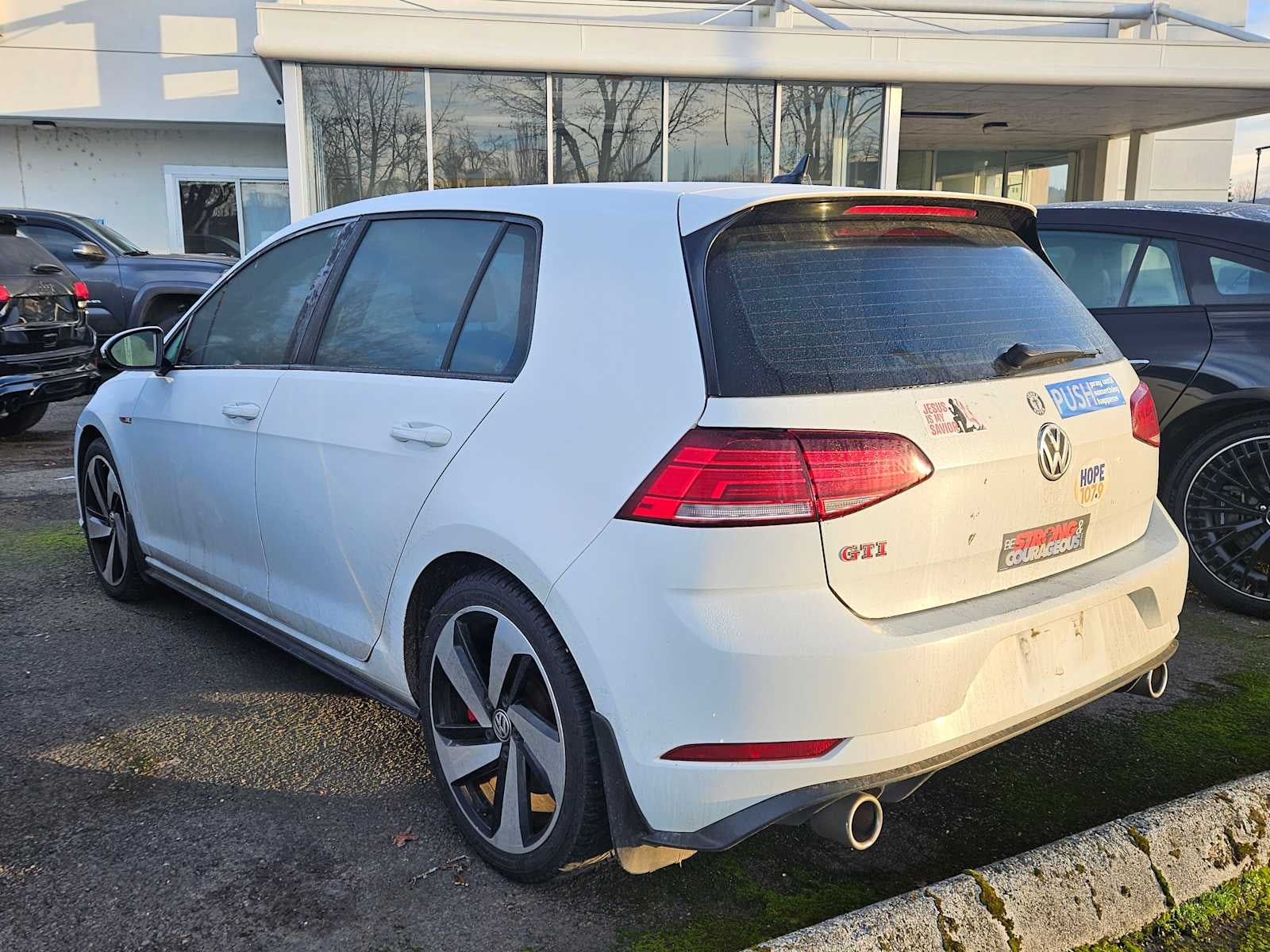 2019 Volkswagen Golf GTI SE