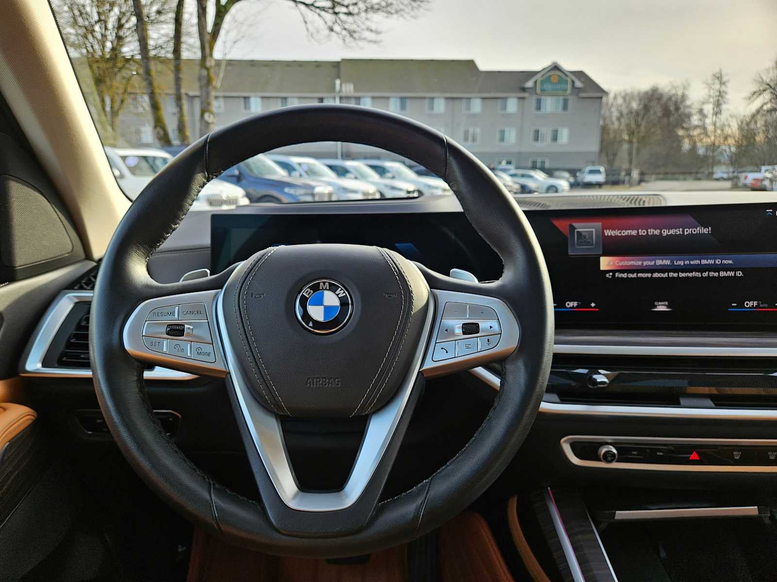 2023 BMW X7 xDrive40i xDrive40i