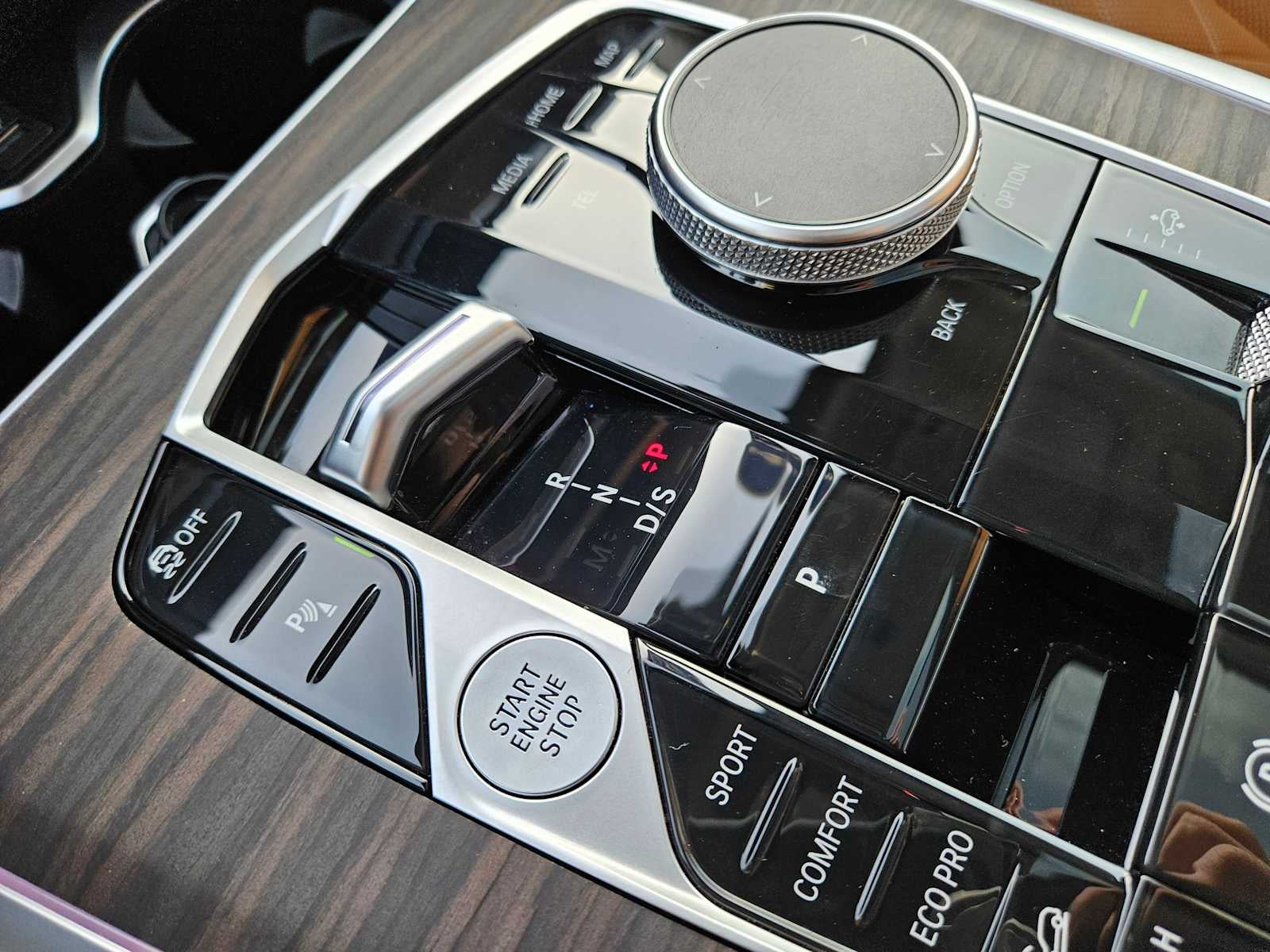 2023 BMW X7 xDrive40i xDrive40i