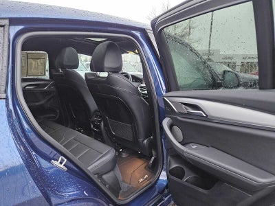 2025 BMW X4 xDrive30i