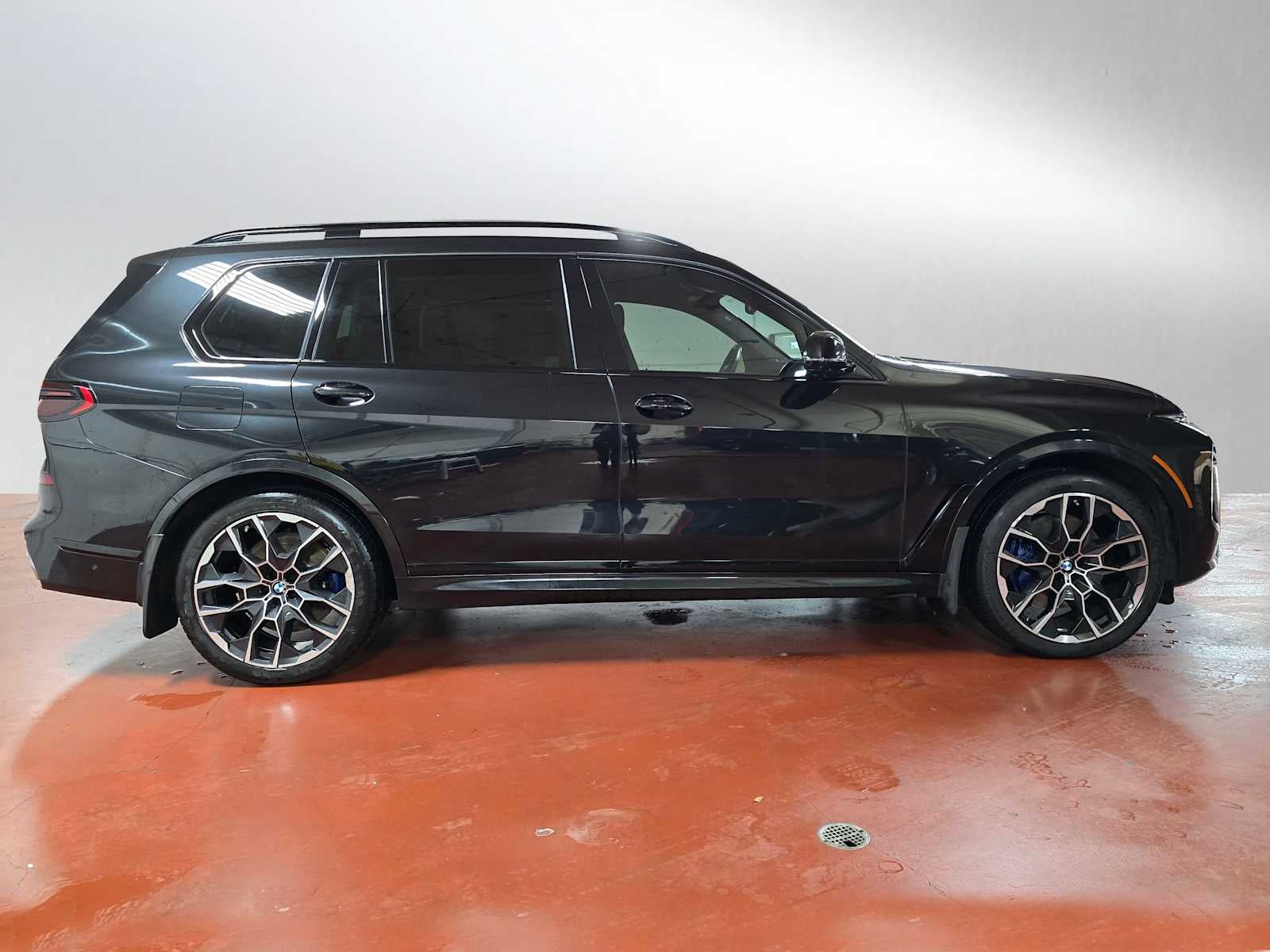 2023 BMW X7 M60i M60i