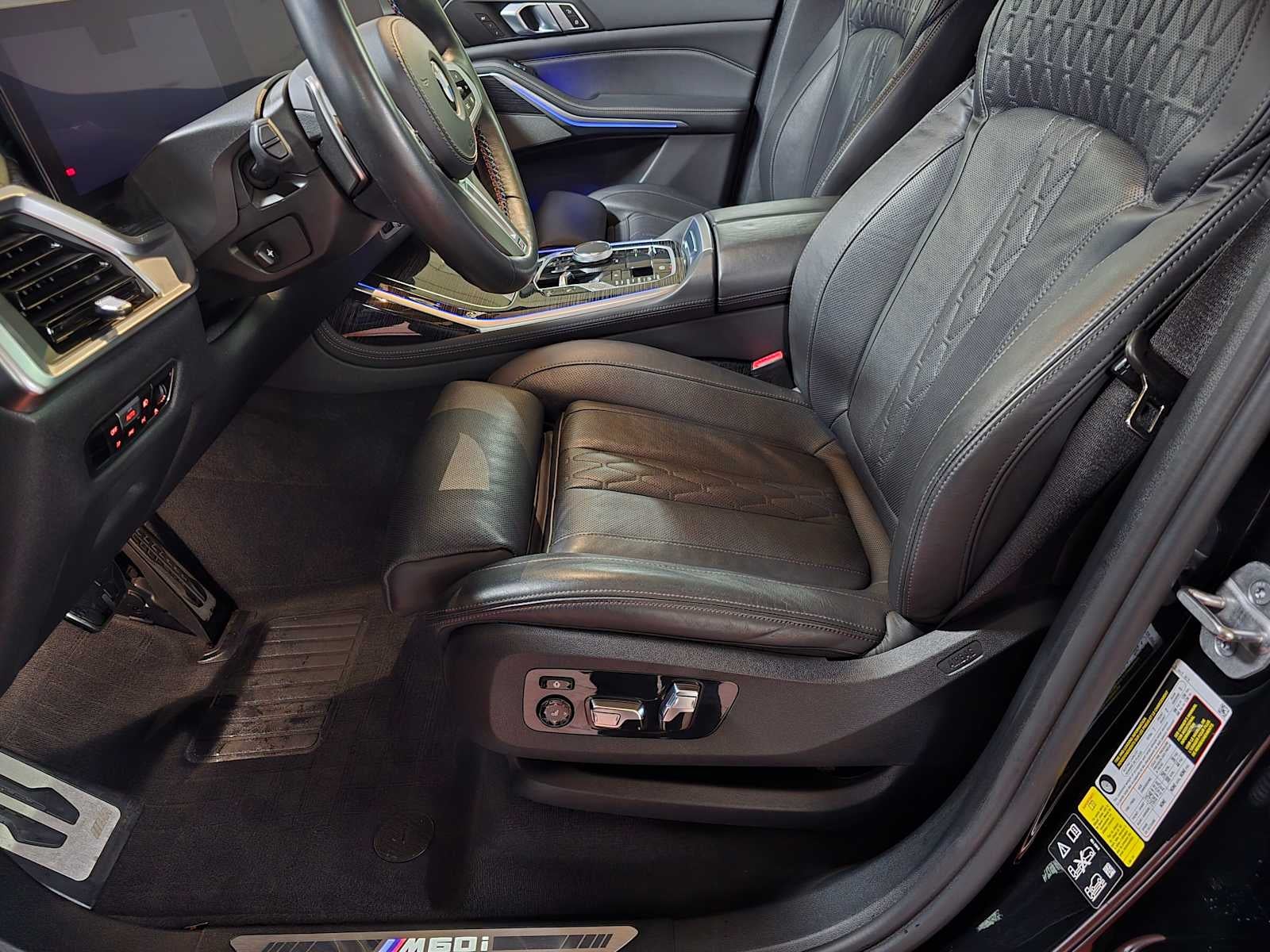 2023 BMW X7 M60i M60i