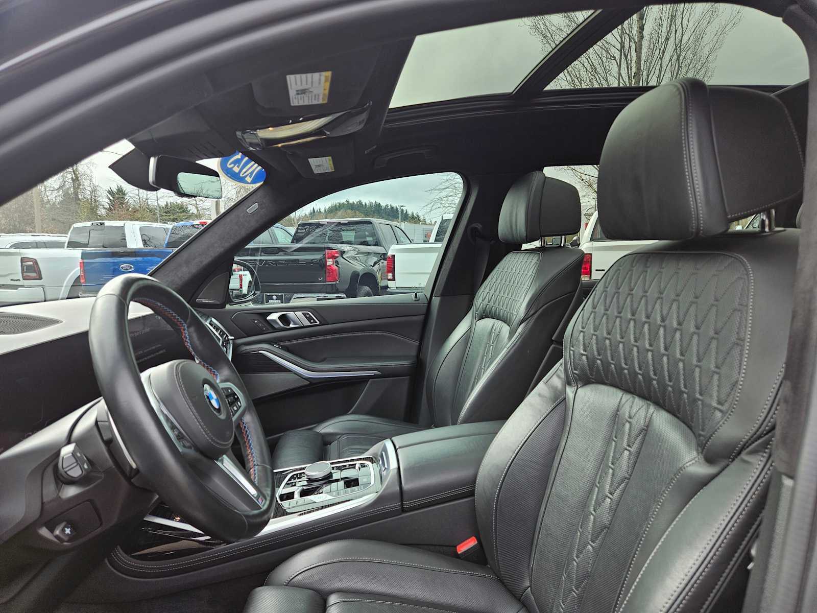 2023 BMW X7 M60i M60i