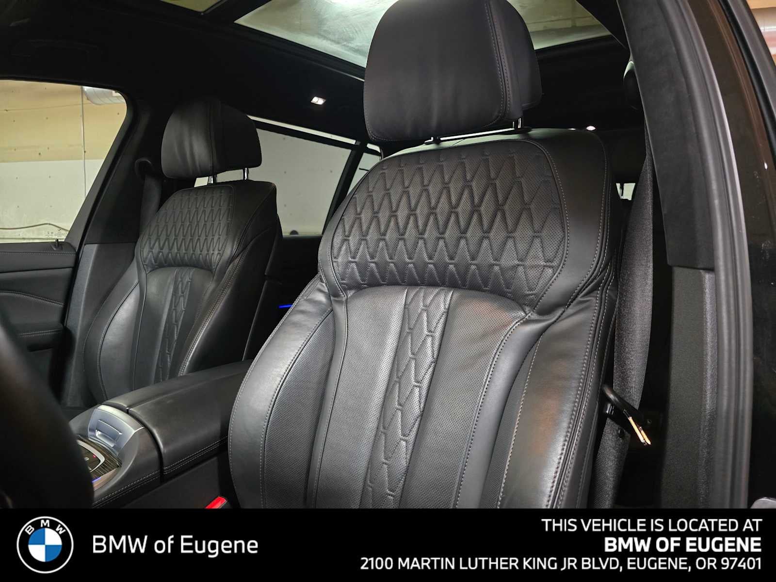 2023 BMW X7 M60i M60i