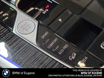 2023 BMW X7 M60i M60i