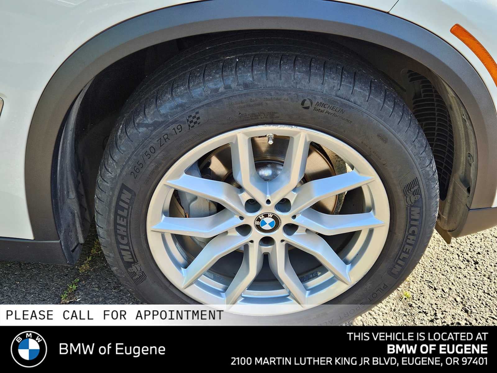 2019 BMW X5 xDrive40i xDrive40i