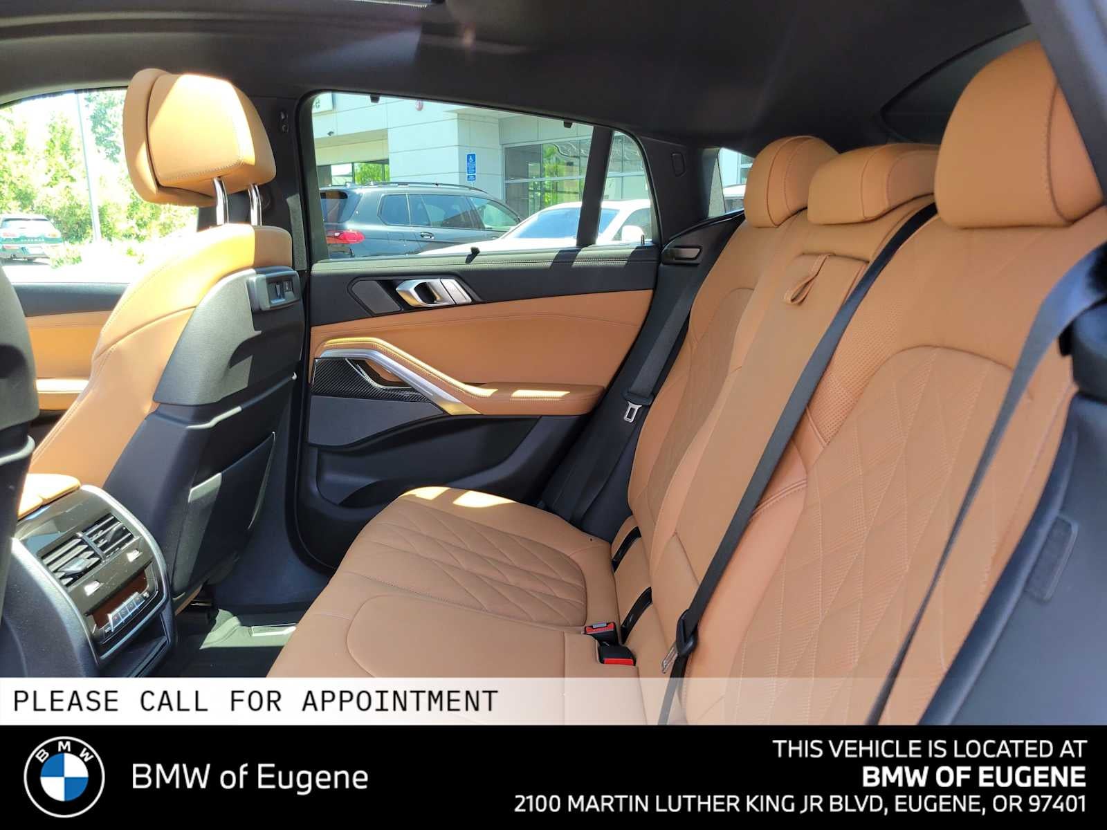 2023 BMW X6 M50i