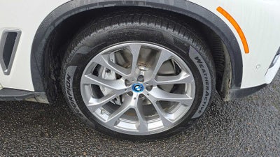 2023 BMW X5 xDrive45e