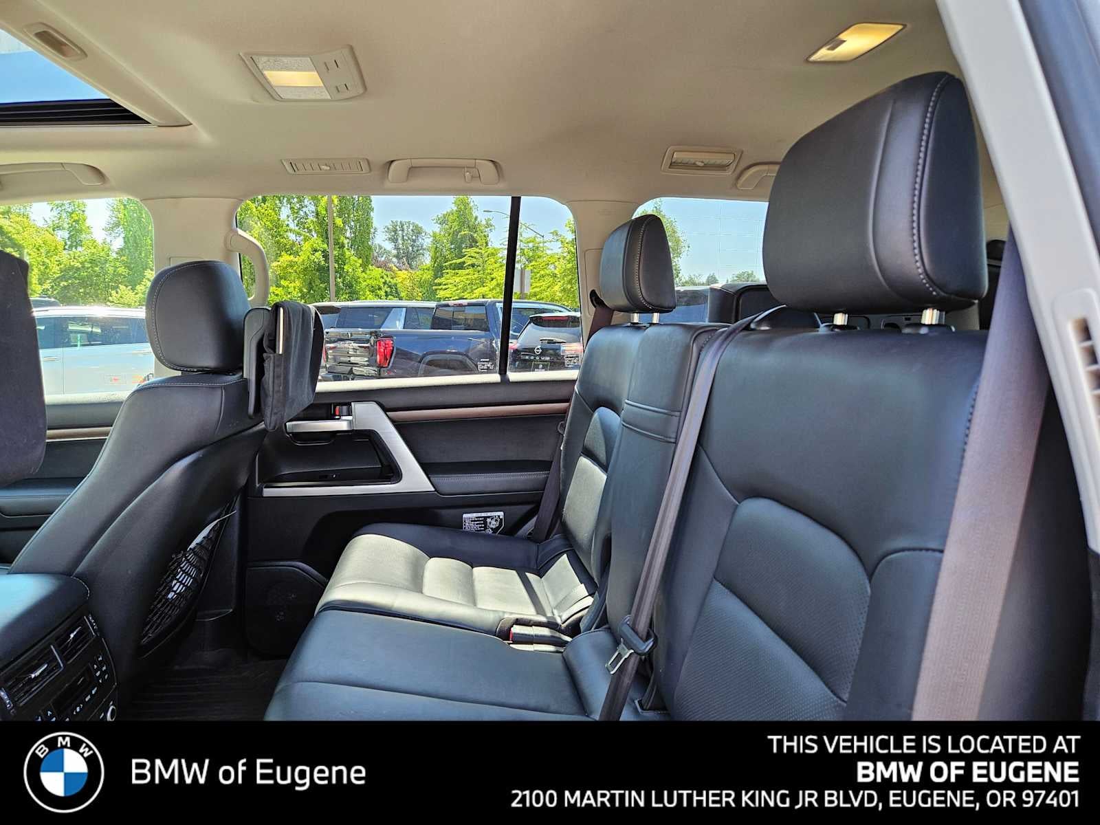 2016 Toyota Land Cruiser 4dr 4WD (Natl)