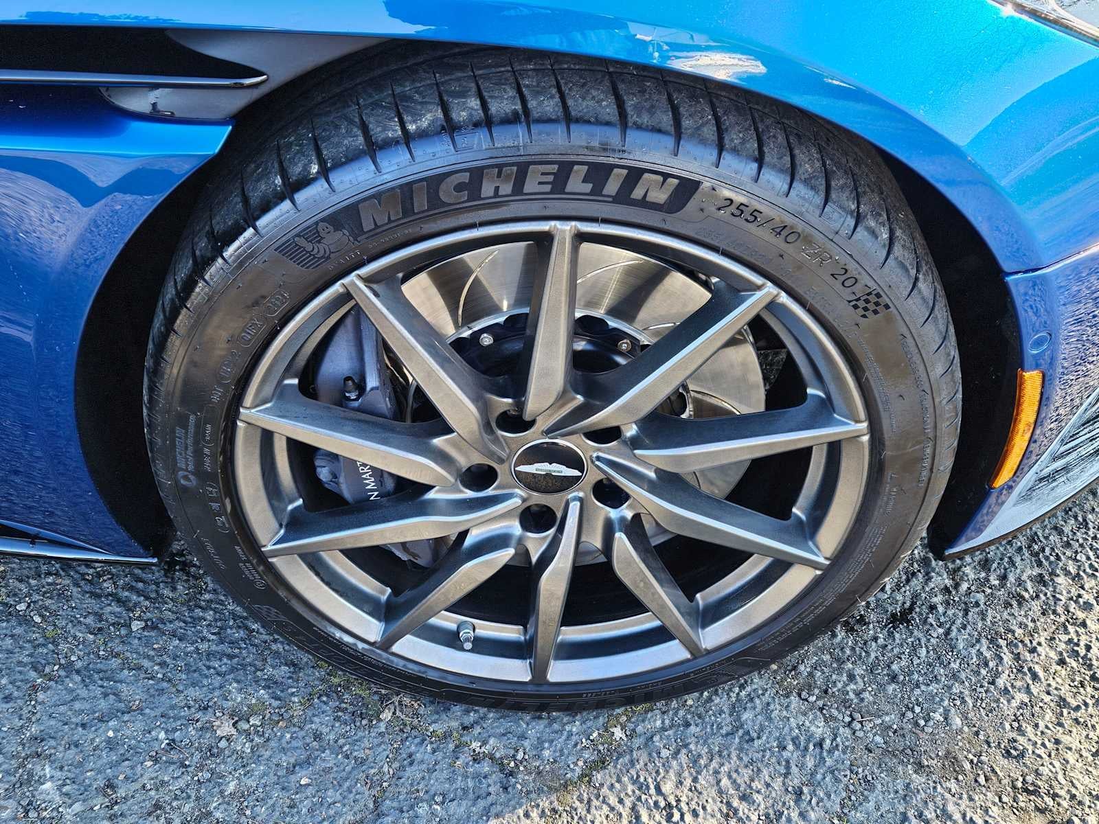 2020 Aston Martin DB11 V8