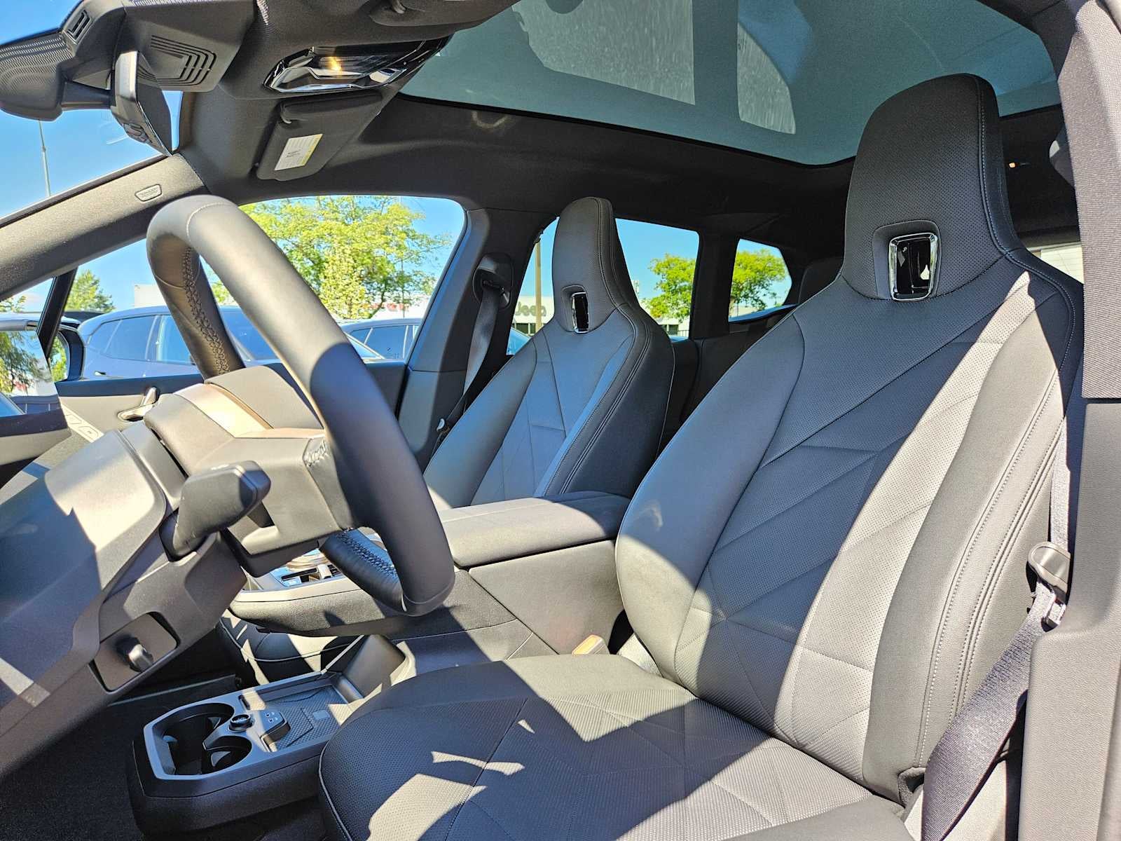 2025 BMW iX xDrive50