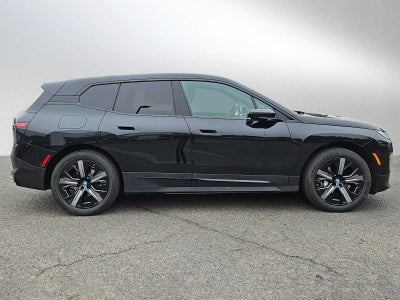 2025 BMW iX xDrive50
