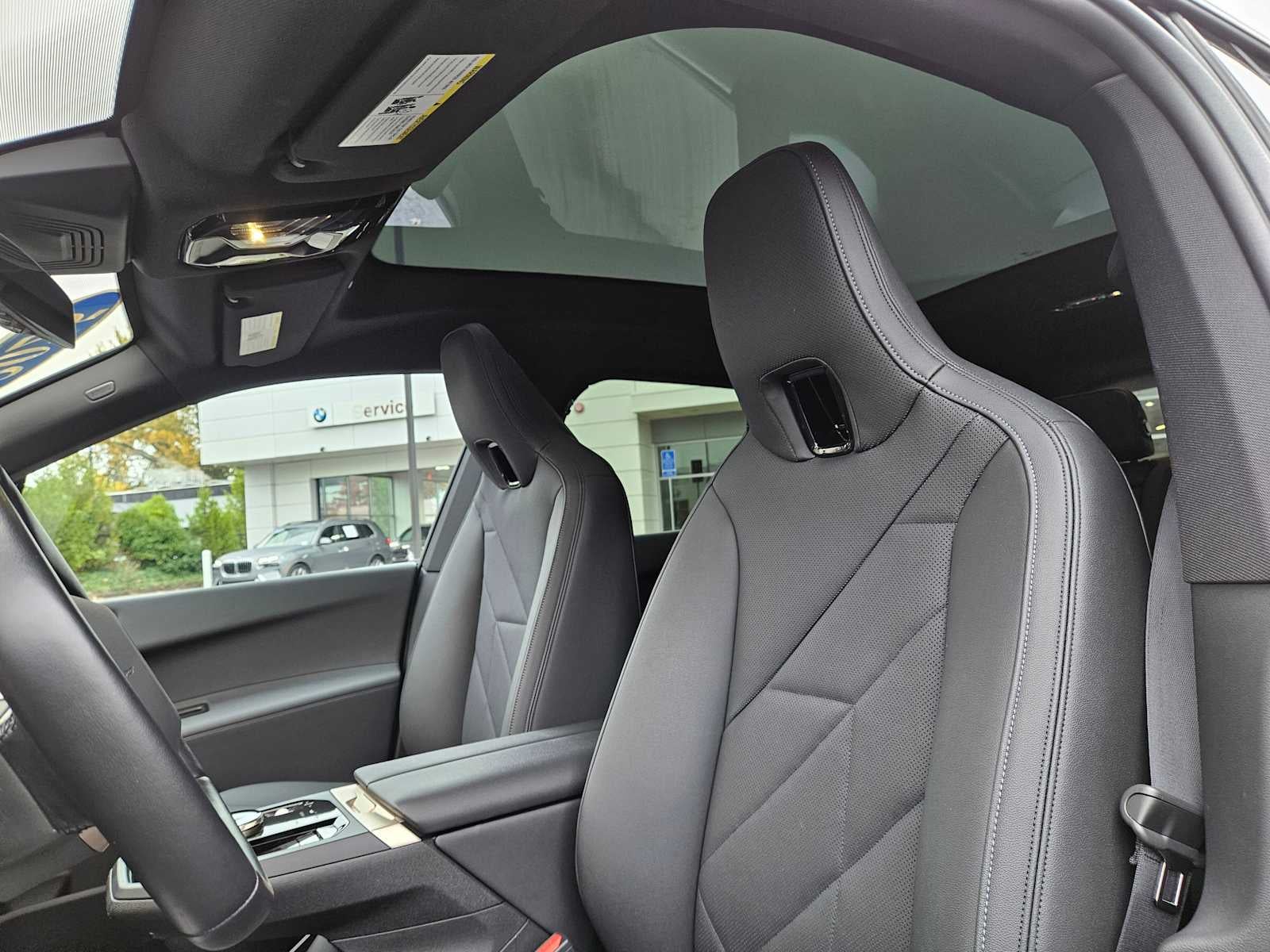 2025 BMW iX xDrive50