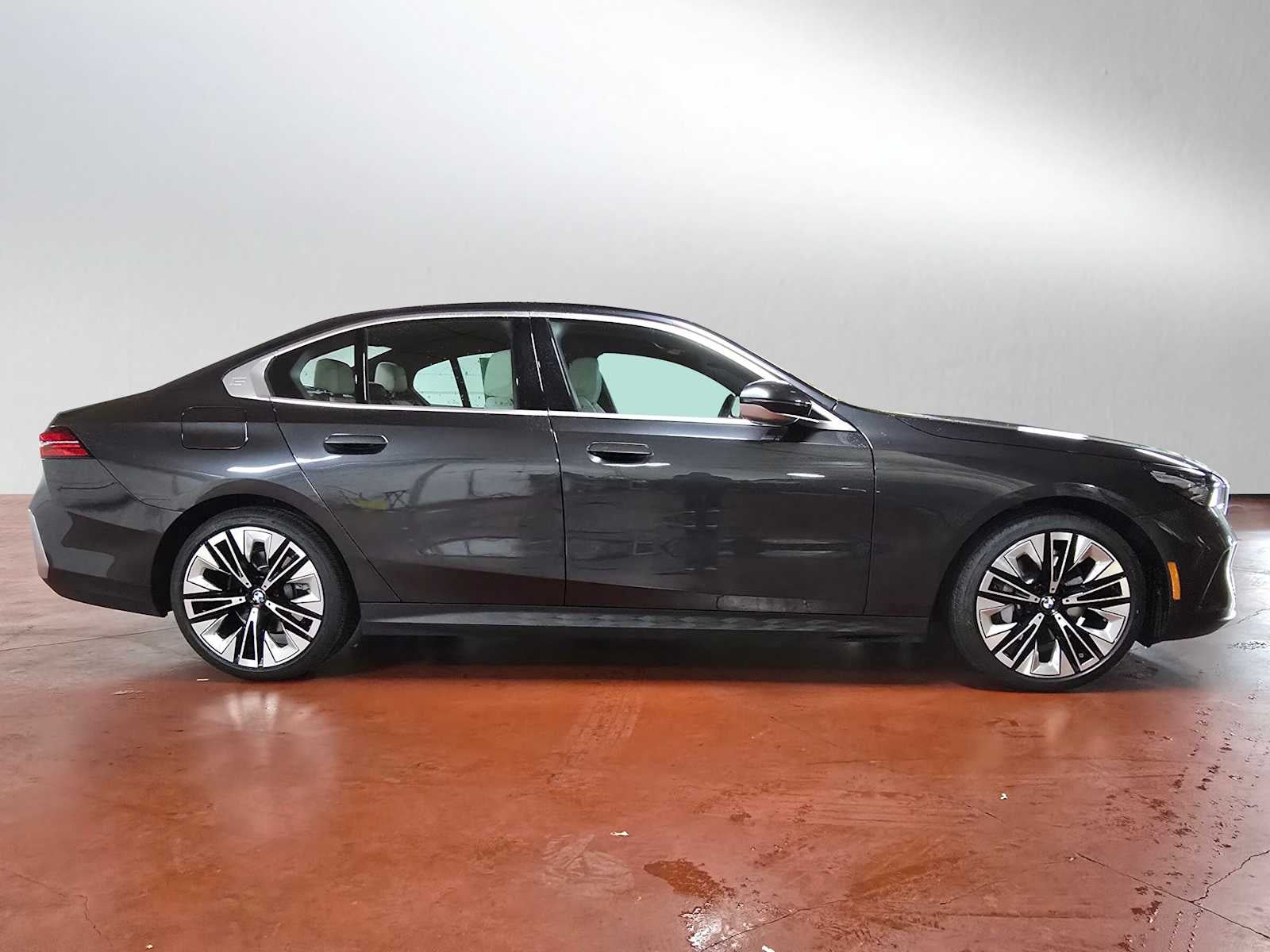 2024 BMW 530i xDrive 530i xDrive