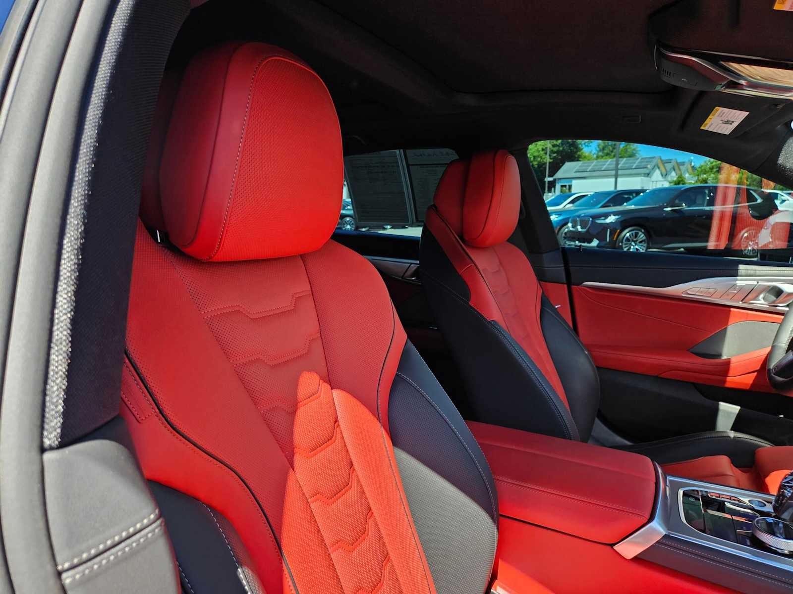 2025 BMW 8 Series 840i