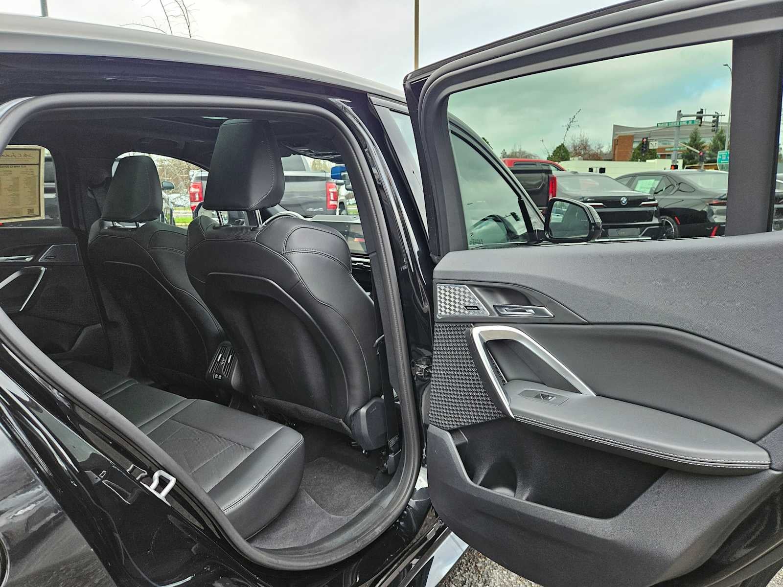 2025 BMW X2 xDrive28i