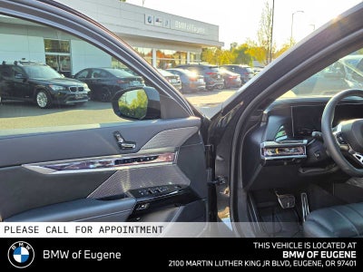 2025 BMW i7 eDrive50