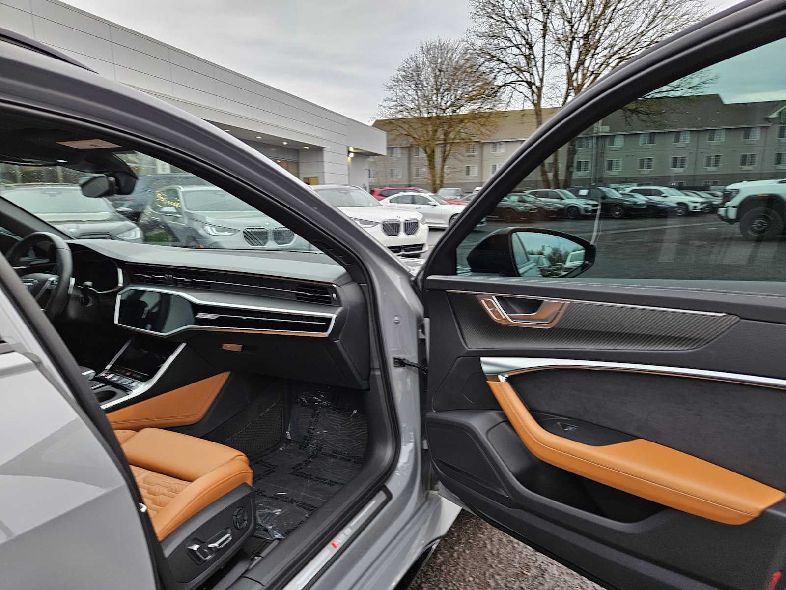 2023 Audi RS 6 Avant 4.0 TFSI quattro