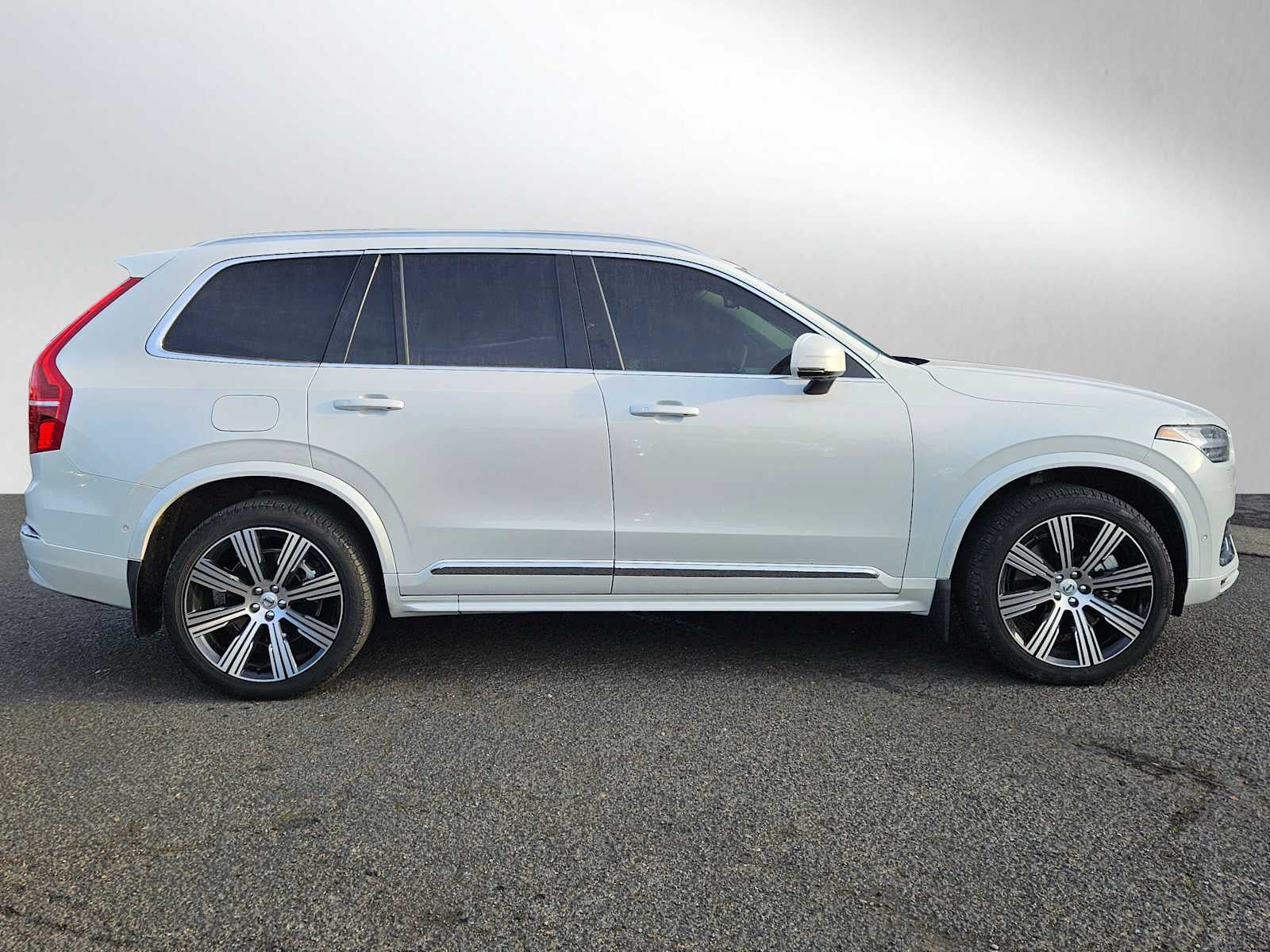 2025 Volvo XC90 Plug-In Hybrid Ultra