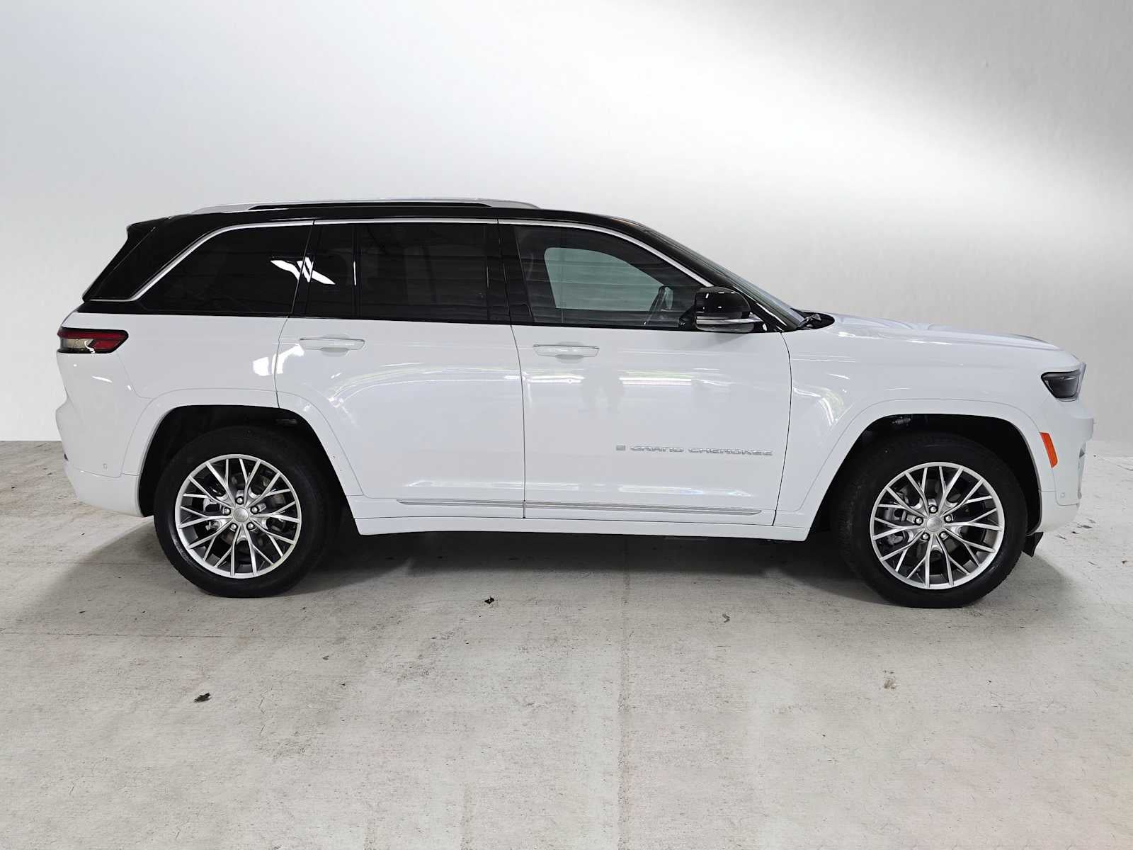 2022 Jeep Grand Cherokee 4xe Summit