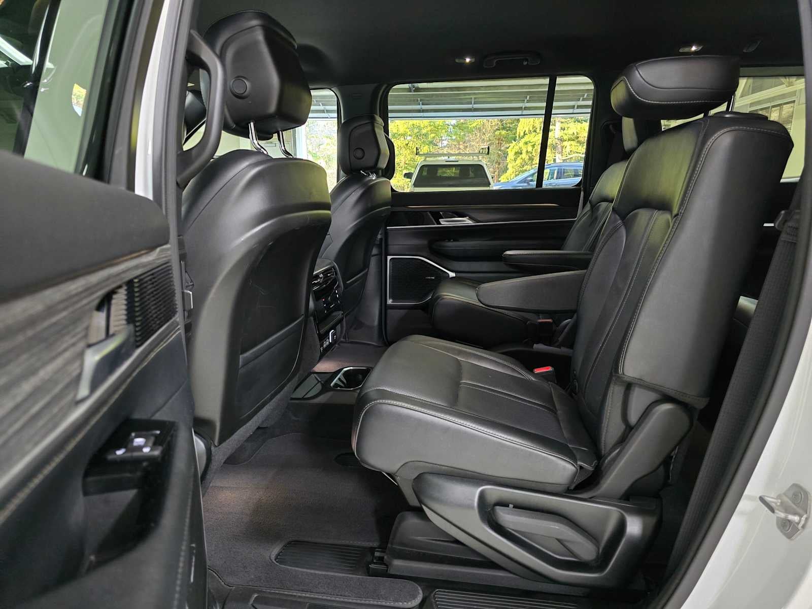 2024 Jeep Wagoneer Series III