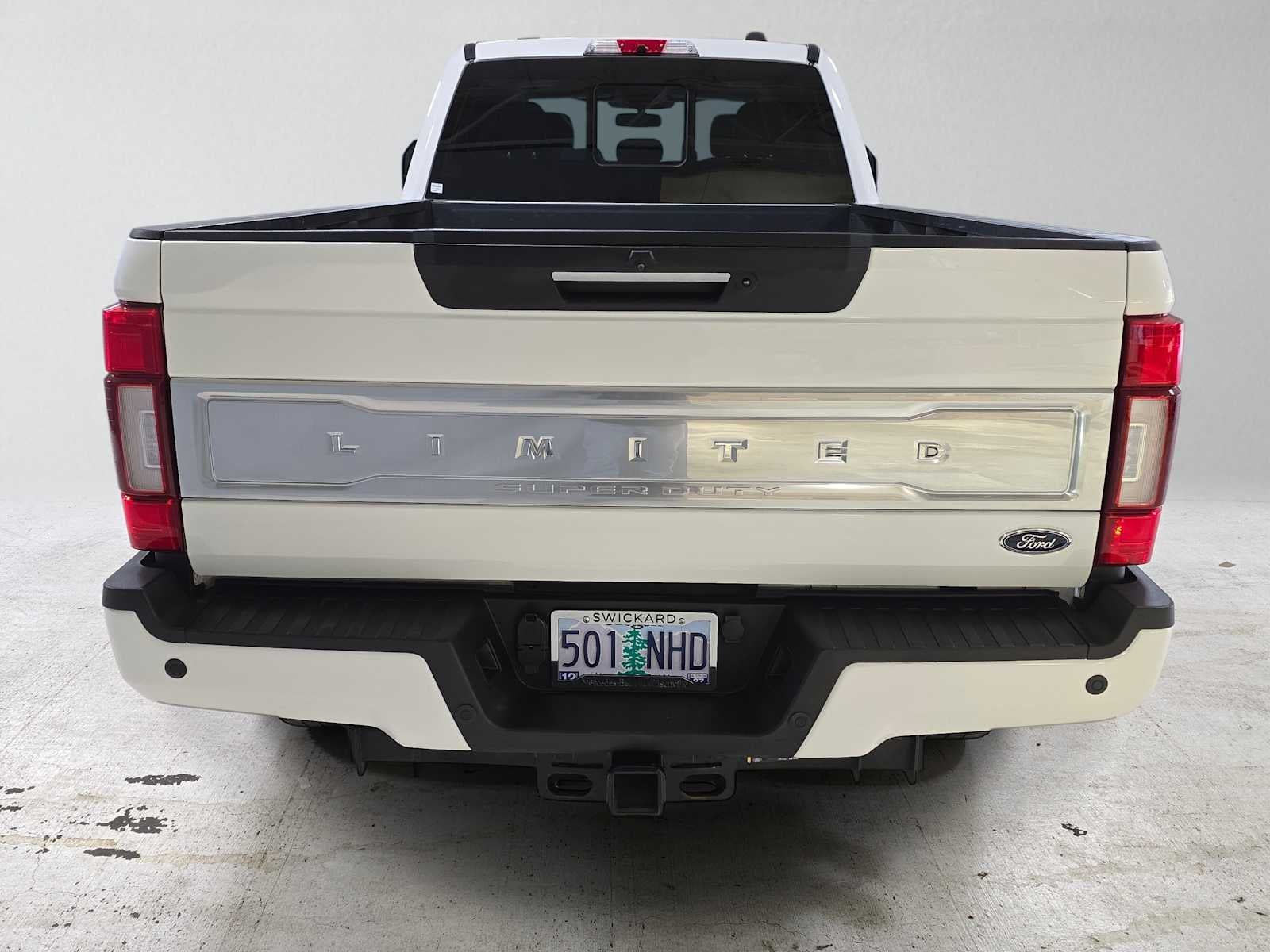 2022 Ford Super Duty F-350 SRW Pickup Limited