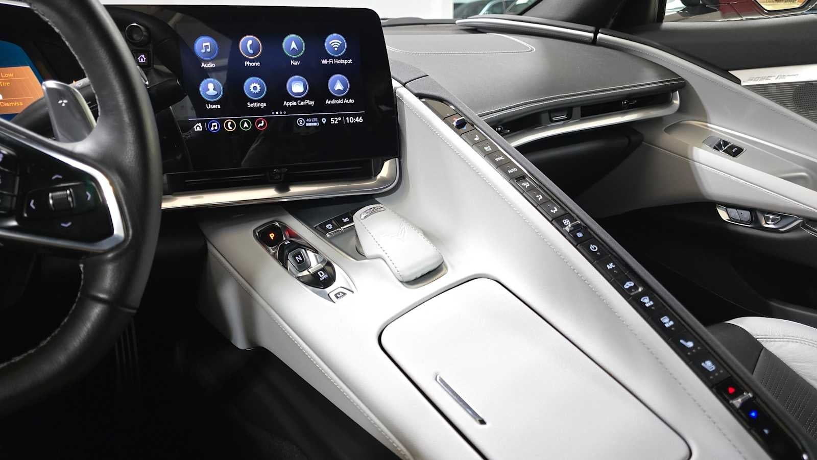 2023 Chevrolet Corvette 2LT