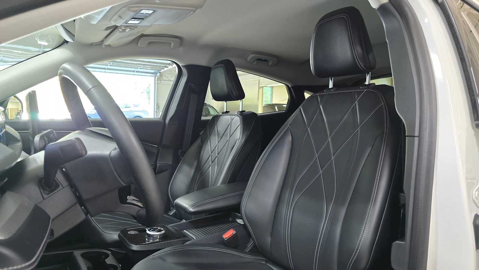 2022 Ford Mustang Mach-E Select