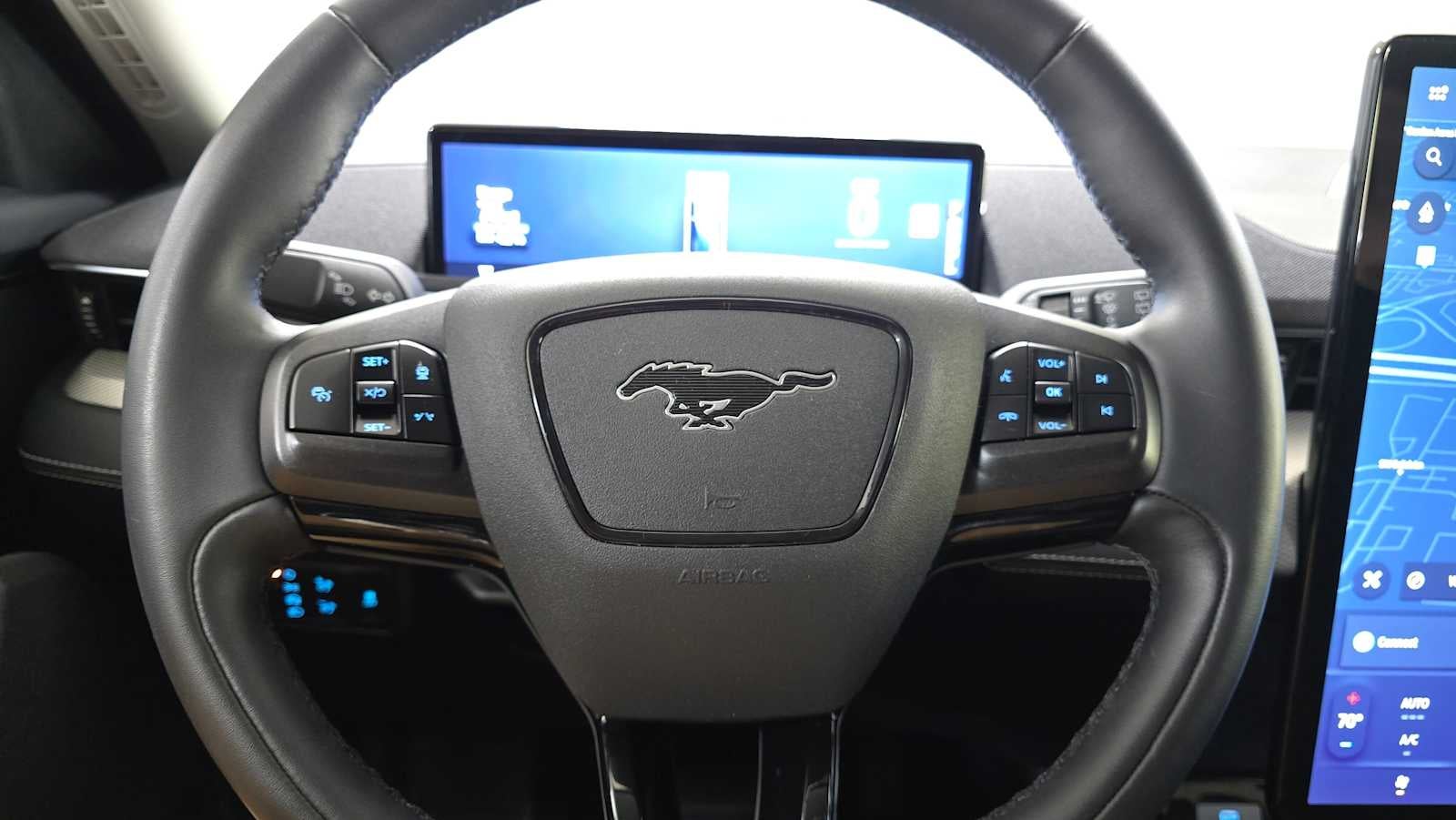 2022 Ford Mustang Mach-E Select