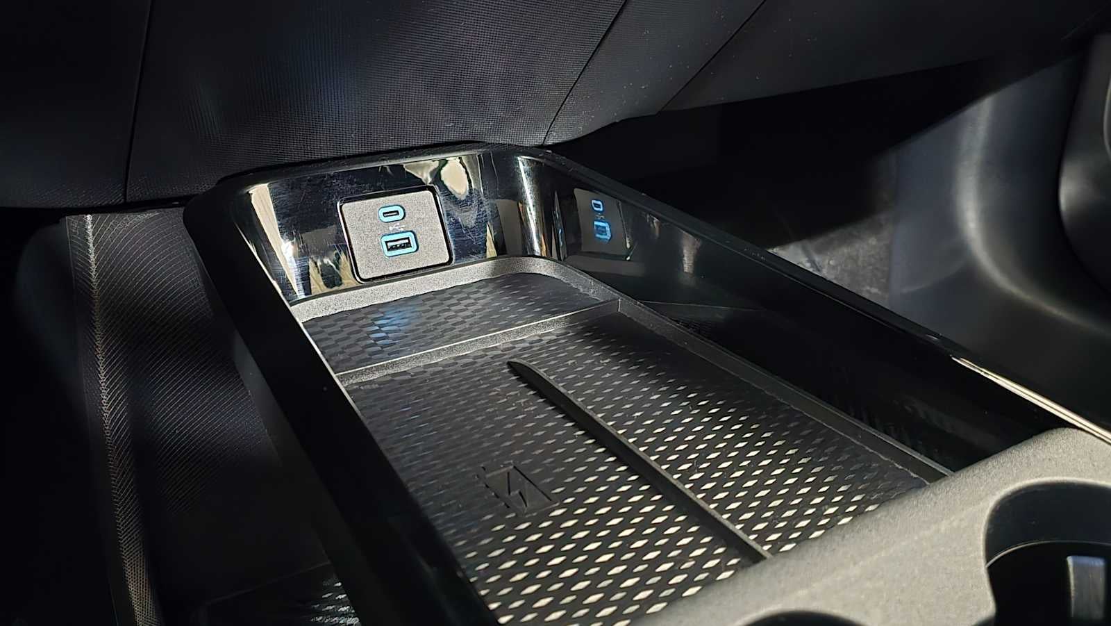 2022 Ford Mustang Mach-E Select