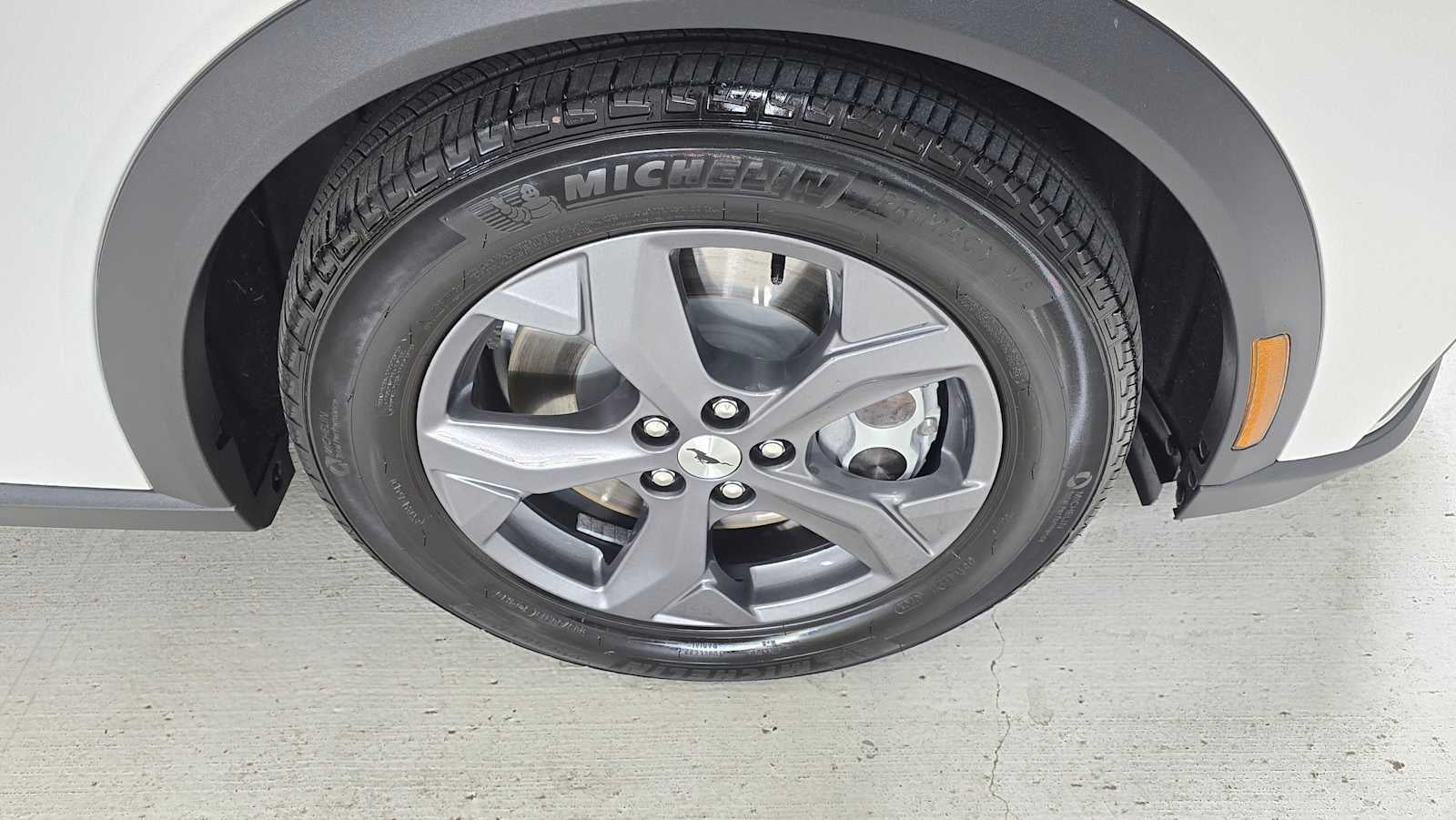 2022 Ford Mustang Mach-E Select