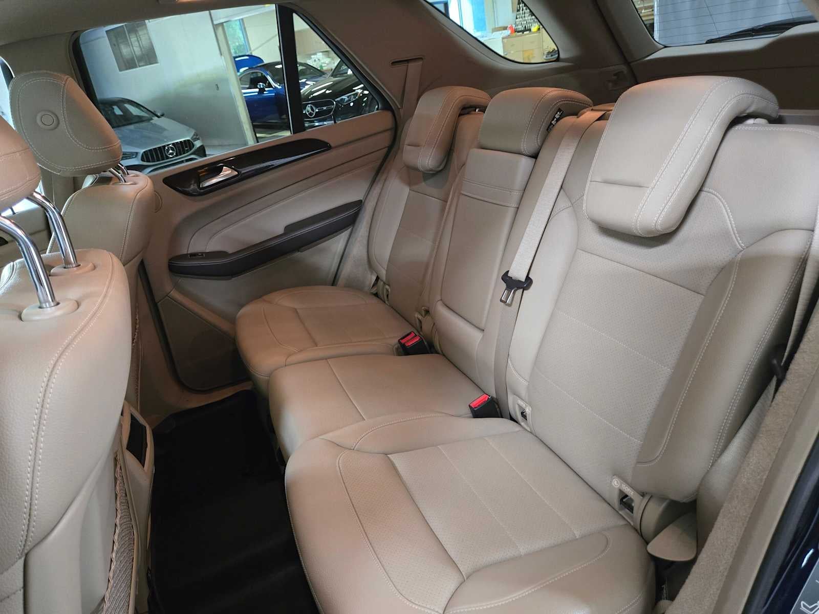 2015 Mercedes-Benz ML 350 4MATIC® 4dr