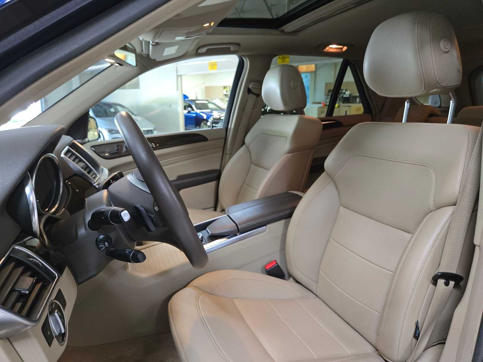 2015 Mercedes-Benz ML 350 4MATIC® 4dr