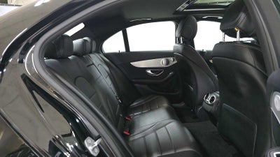 2018 Mercedes-Benz C 300 Sedan