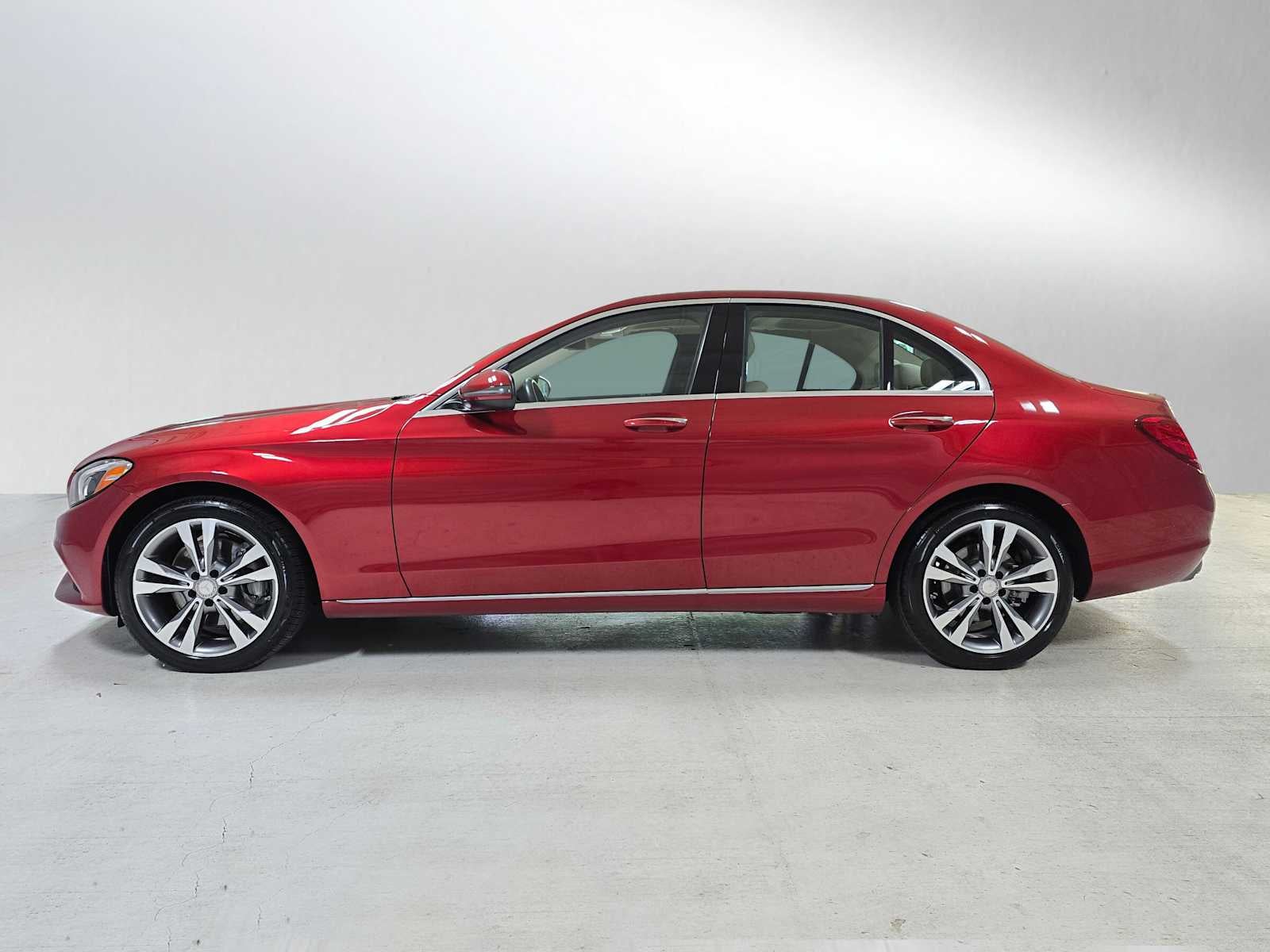 2016 Mercedes-Benz C 300 4dr Sdn 4MATIC®
