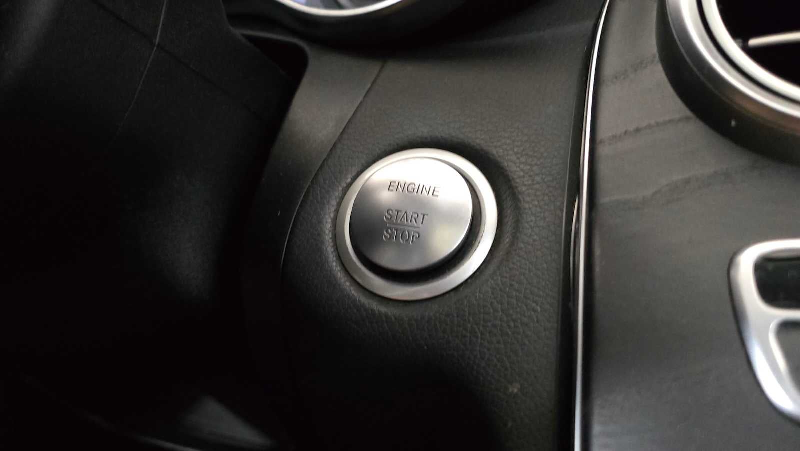 2016 Mercedes-Benz C 300 C 300