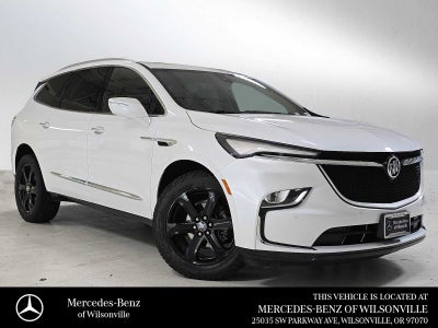 2023 Buick Enclave Essence