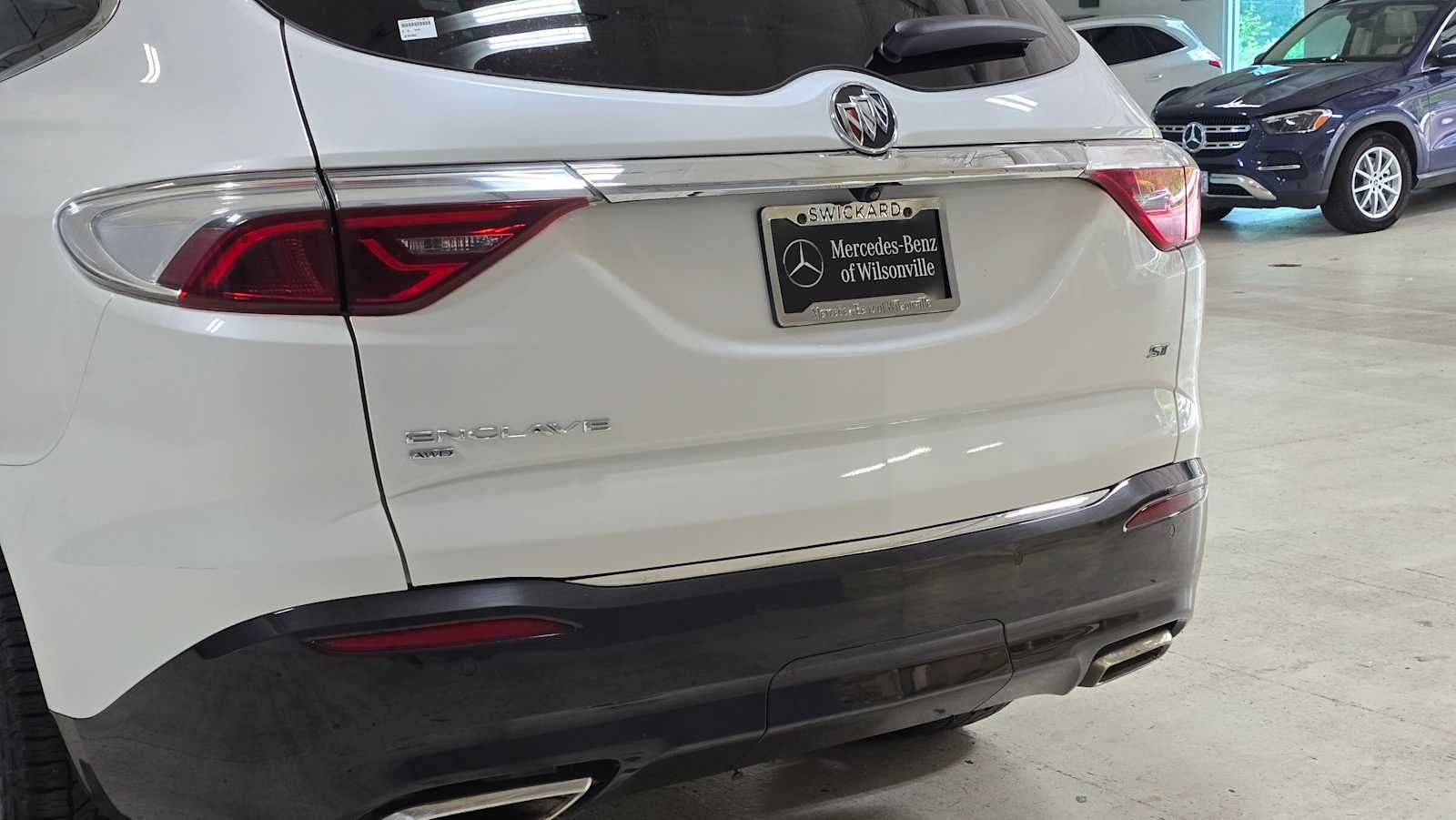 2023 Buick Enclave Essence