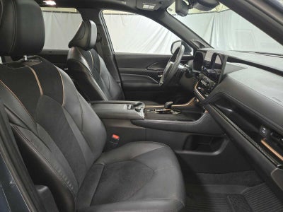 2025 Toyota Grand Highlander Hybrid MAX Platinum