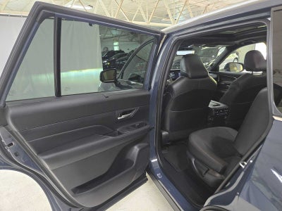 2025 Toyota Grand Highlander Hybrid MAX Platinum