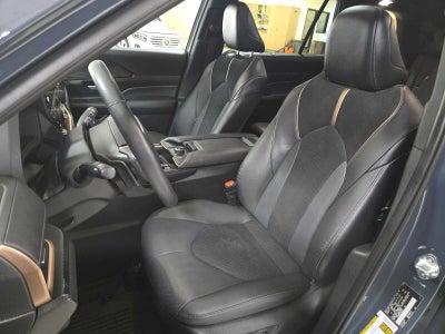 2025 Toyota Grand Highlander Hybrid MAX Platinum