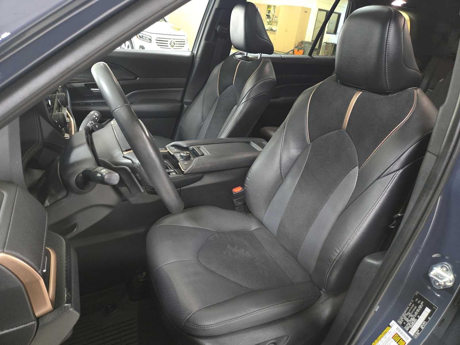 2025 Toyota Grand Highlander Hybrid MAX Platinum