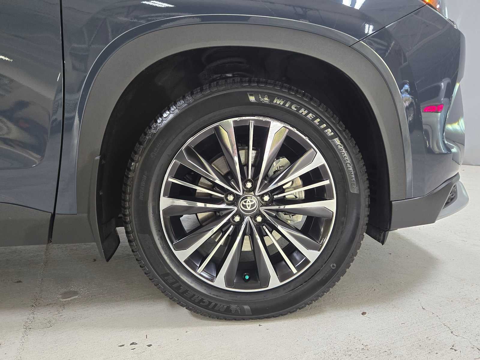 2025 Toyota Grand Highlander Hybrid MAX Platinum